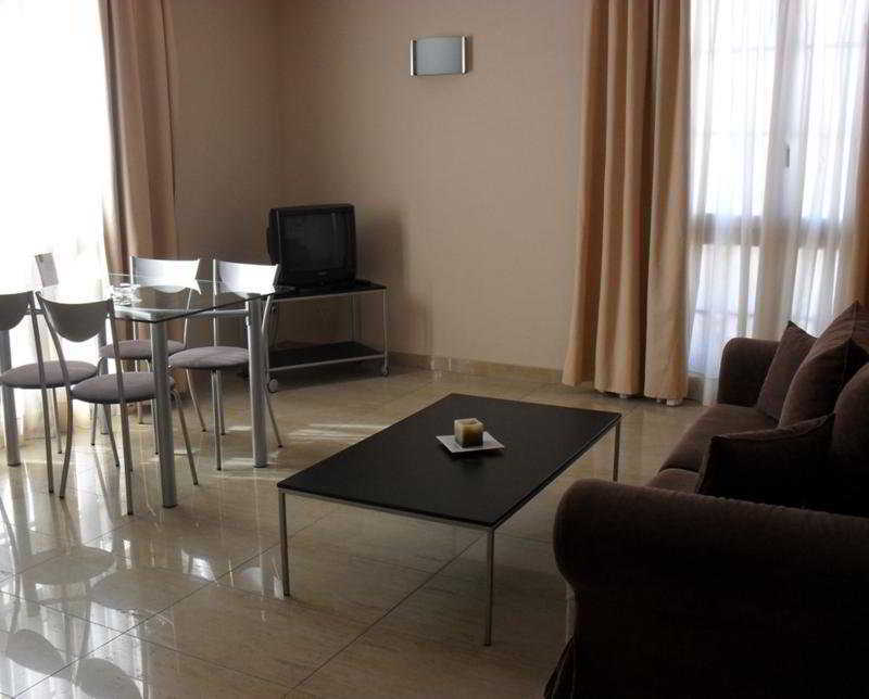 אמפוריבראבה Apartaments Bt Vent De Garbi מראה חיצוני תמונה