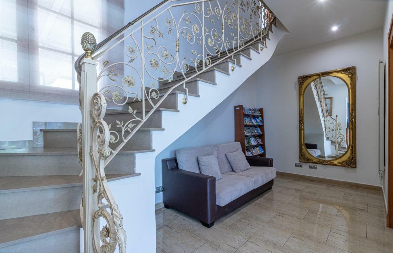 אמפוריבראבה Apartaments Bt Vent De Garbi מראה חיצוני תמונה